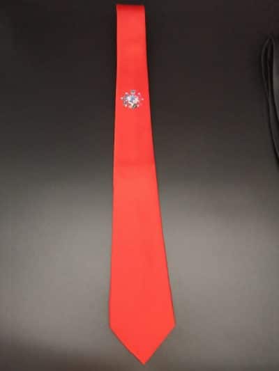 Bedruckte Krawatten mit Verbindungs-Wappen und in Farben der Verbindung.
