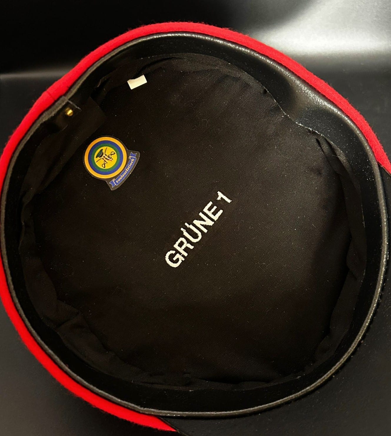 Individuelle Kopfcouleur-Innenfutter-Bestickung – Bild 4